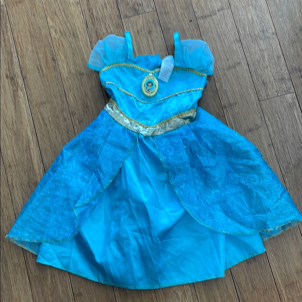 Disney Jasmin Dress 👗 with sound box 4-6T